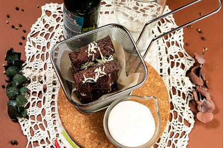 Гренки с чесночным соусом