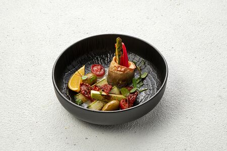 Сибас в средиземноморском стиле