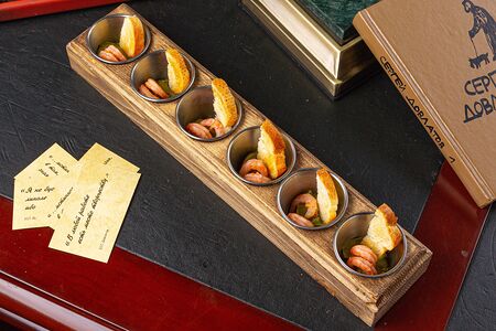 Закуска с креветками и гуакамоле