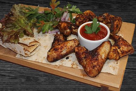 Куриные крылышки⁣