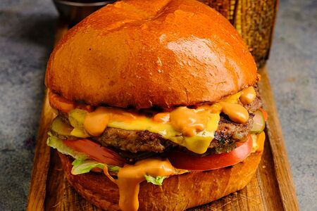 Бургер Кросс Кейс