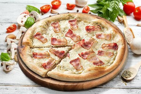 Дон бекон со сливочным соусом