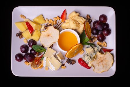 Сырная тарелка