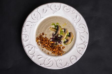 Крем-суп грибной