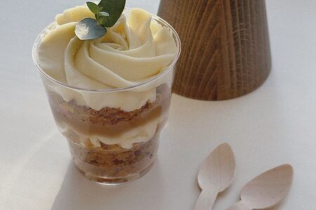 Торт в стаканчике морковный