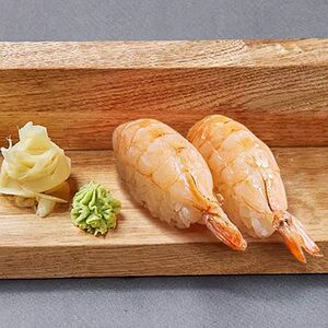 Суши с креветкой