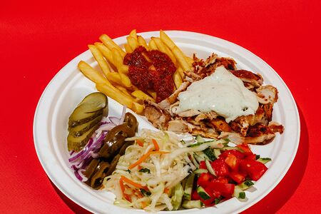 Шаверма на тарелке