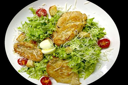 Цезарь с курицей