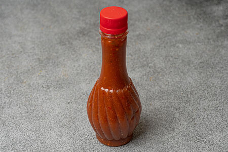 Ткемали из зеленый алычи