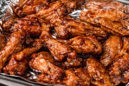 Куриные крылышки в соусе барбекю