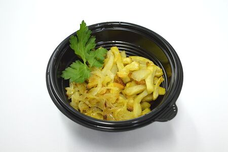 Картофель жареный с луком