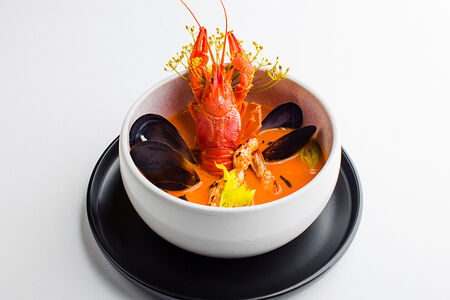 Марсельский суп с морепродуктами по-русски