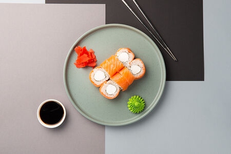 Ролл Чиз с лососем 8 шт