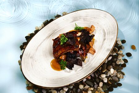 Рёбра топлёные в грибном Жусе