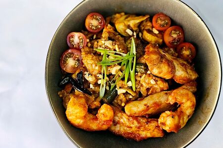 Рис Том ям с курицей и креветкой