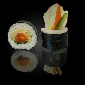 Ролл с овощами