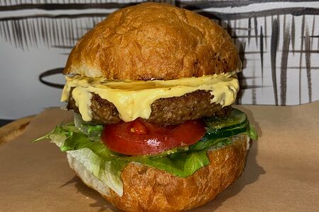 Вегетарианский бургер Не бык