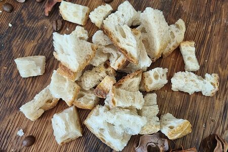 Сухари белые