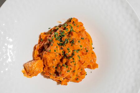 Тальятелле с лососем