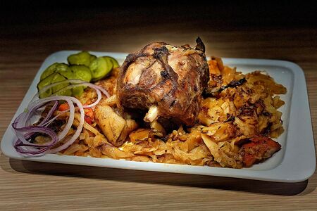 Рулька с капустой