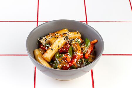 Токпокки с овощами