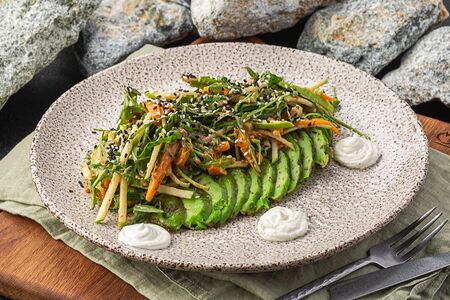 Авокадо гриль с печеной тыквой