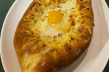 Хачапури по-аджарски