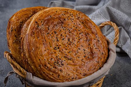 Слоёная лепёшка Фатир