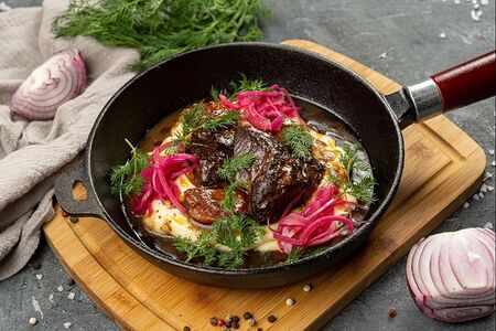 Говяжьи щечки