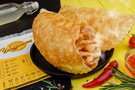 Чебурек с курицей по-азиатски