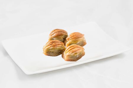 Пахлава Мидия