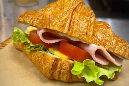 Сэндвич ветчина-сыр