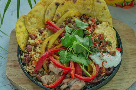 Фахитас с цыпленком