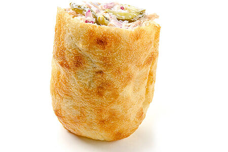 Сэндвич с томлёной говядиной