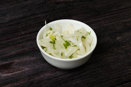 Маринованный лук