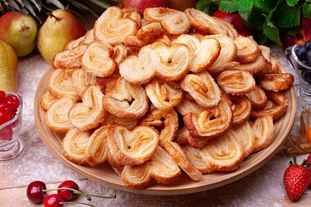 Ушки слоеные