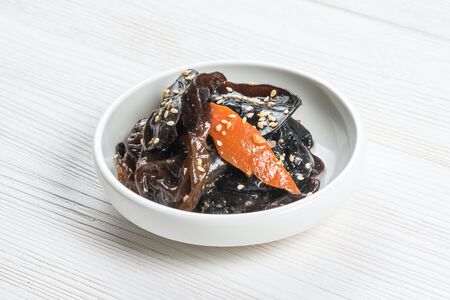 Черные грибы Муэр