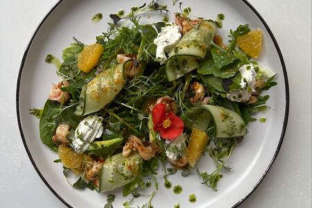 Салат с креветками