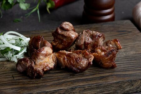 Cвиная шея на мангале