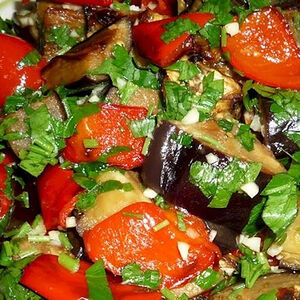 Теплый овощной салат