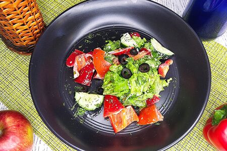 Салат Овощной со сметаной