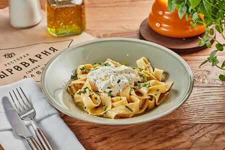 Паппарделле со страчателлой