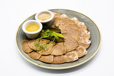Мясная тарелка