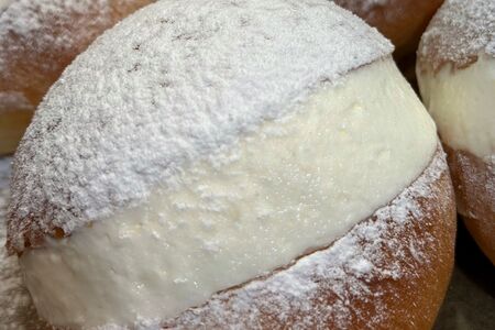 Булочка Маритоццо