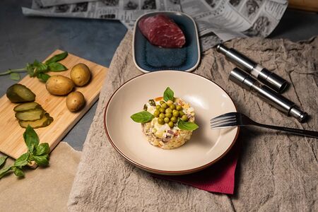 Оливье с говядиной