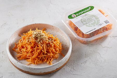 Салат из моркови с орехами