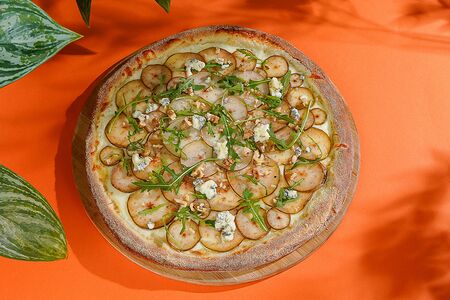 Груша горгондзола