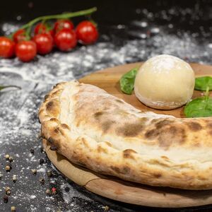 Կալզոնե Դիվերդուրա