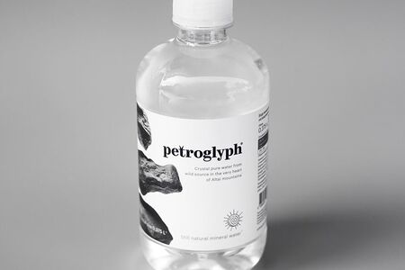 Вода Петроглиф