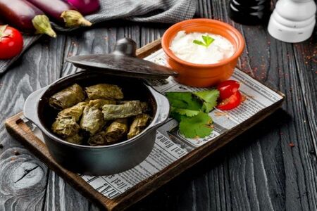 Долма в винoградном листе по-бакински